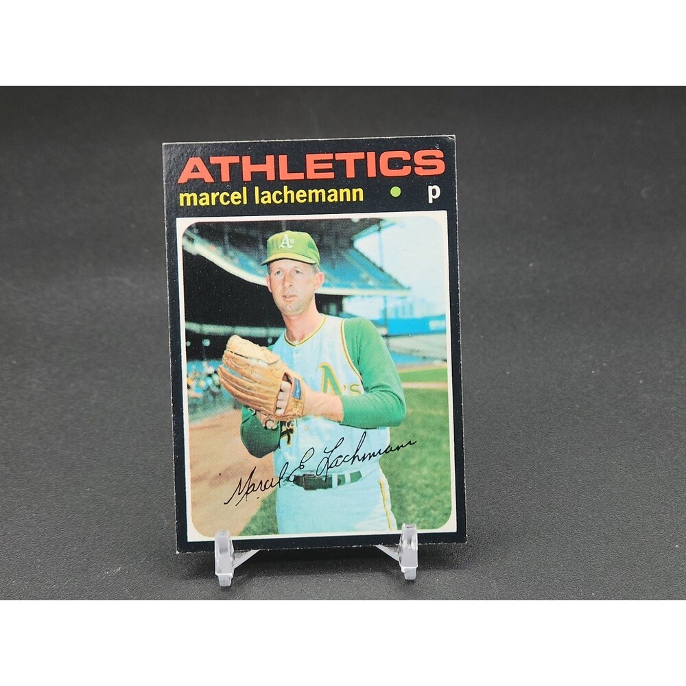 Vintage 1971  ~ Marcel Lachemann Oakland Athletics Topps #84 Centered Excellent